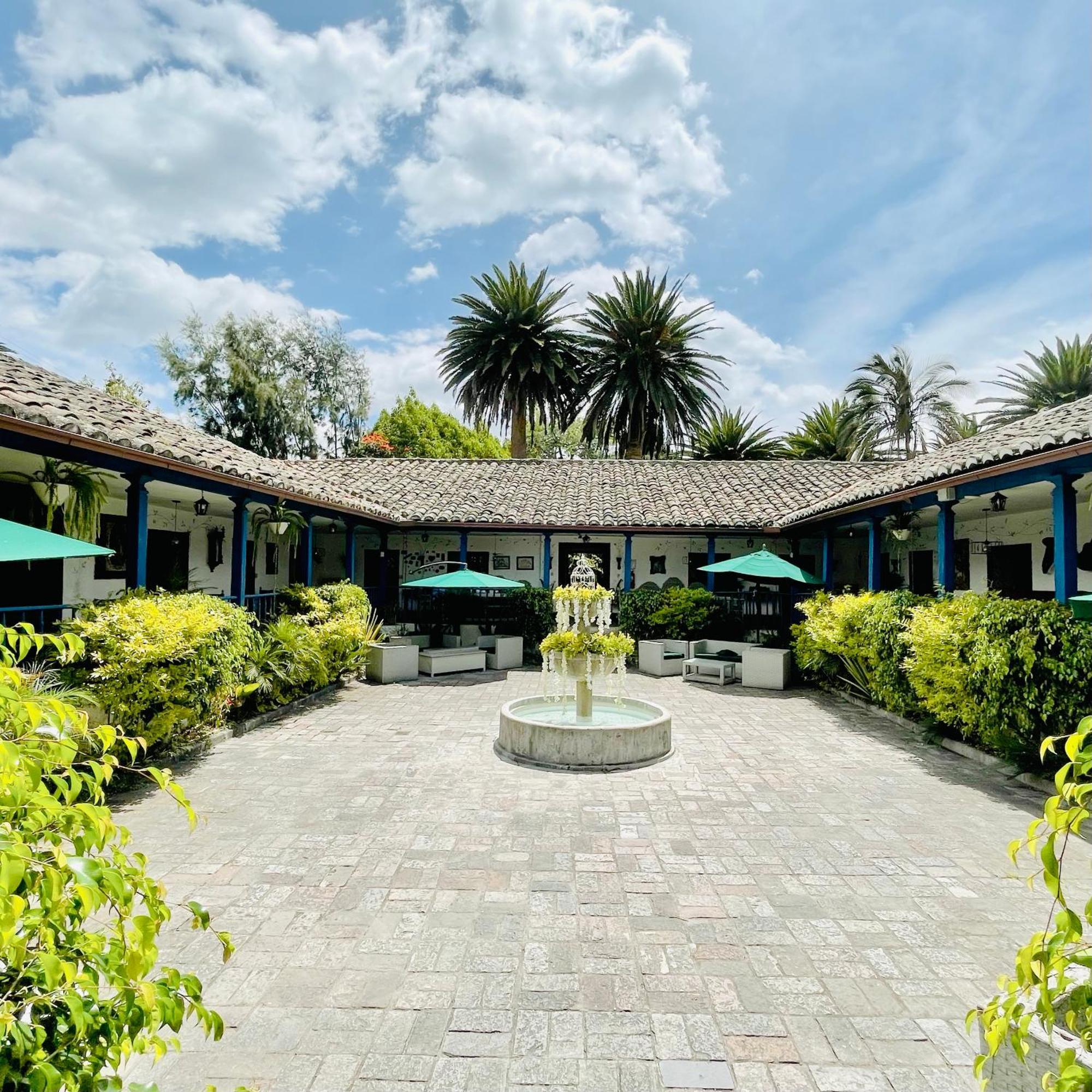Hacienda Hosteria Chorlavi イバラ エクステリア 写真