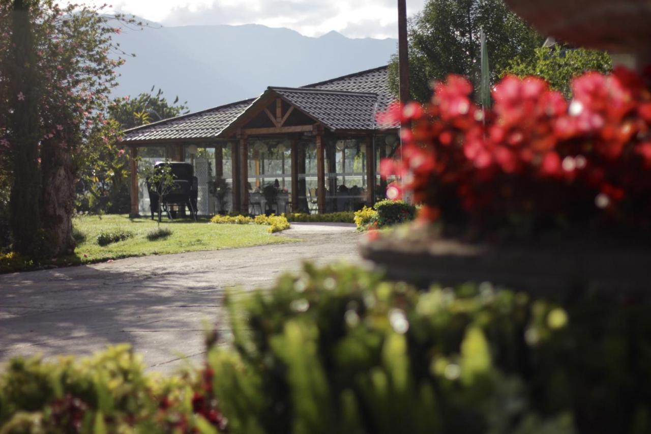 Hacienda Hosteria Chorlavi イバラ エクステリア 写真